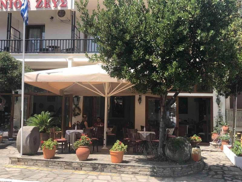 Hotel Xenios Zeus à Ouranoupoli Extérieur photo