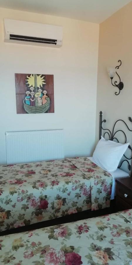 Hotel Xenios Zeus à Ouranoupoli Extérieur photo