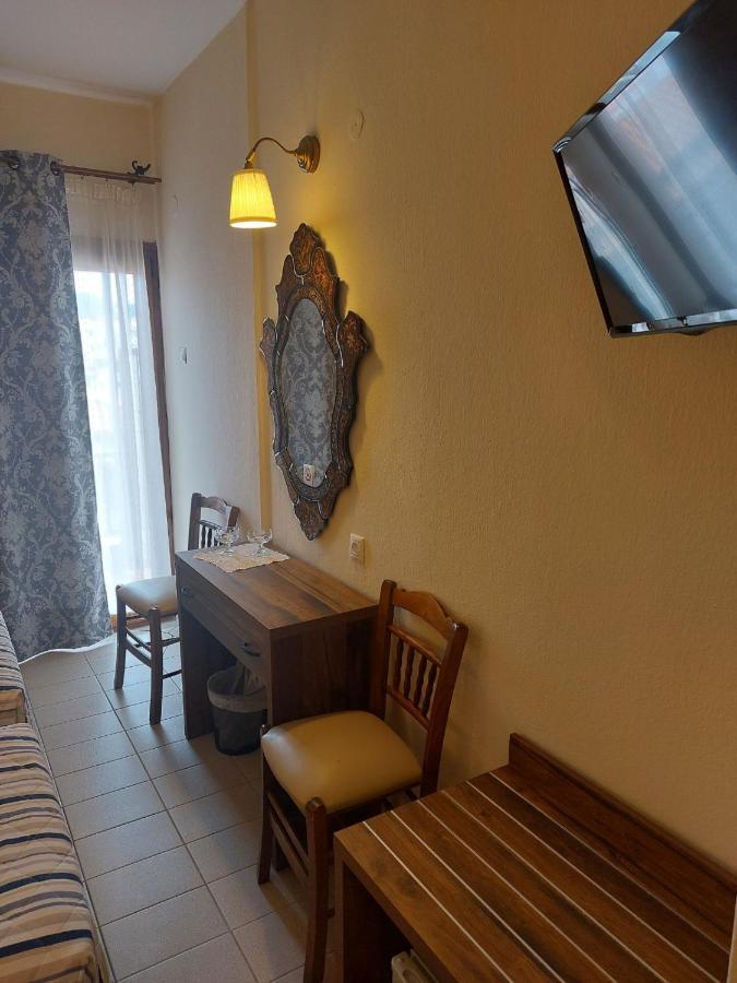 Hotel Xenios Zeus à Ouranoupoli Extérieur photo